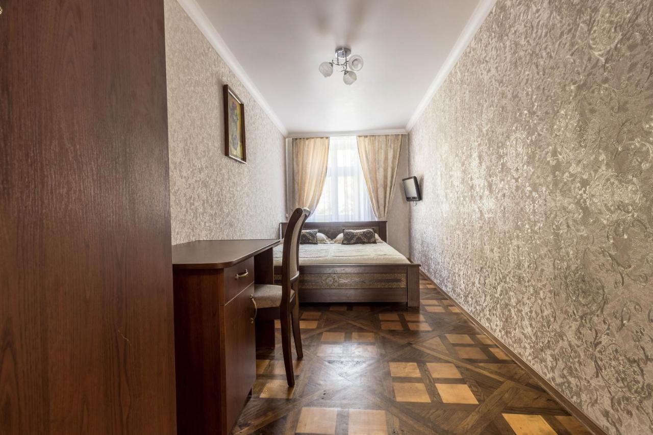 Apartments Near Rynok Square On Staroyevreyska And Fedorova Streets Lviv Ngoại thất bức ảnh