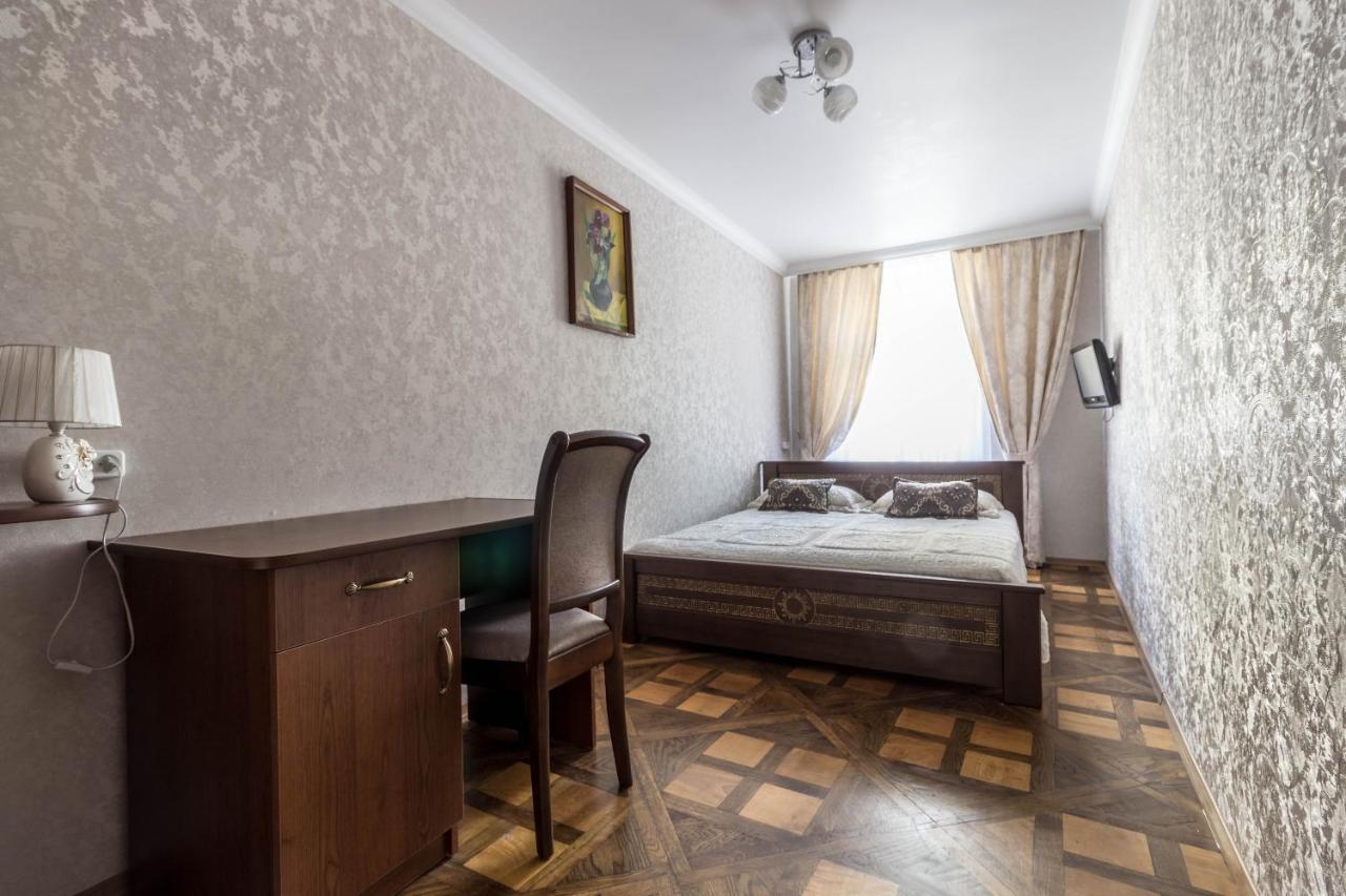 Apartments Near Rynok Square On Staroyevreyska And Fedorova Streets Lviv Ngoại thất bức ảnh